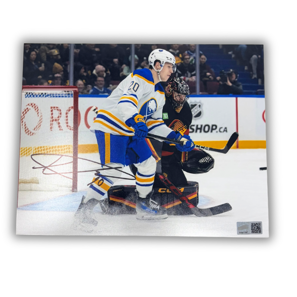 Jiří Kulich Signed Tipping Shot in Front of the Net Photo