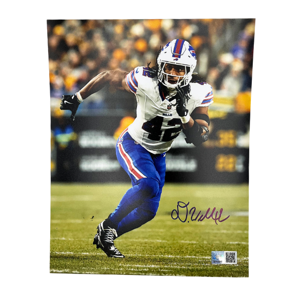 Dorian Williams Signed Running in White Photo