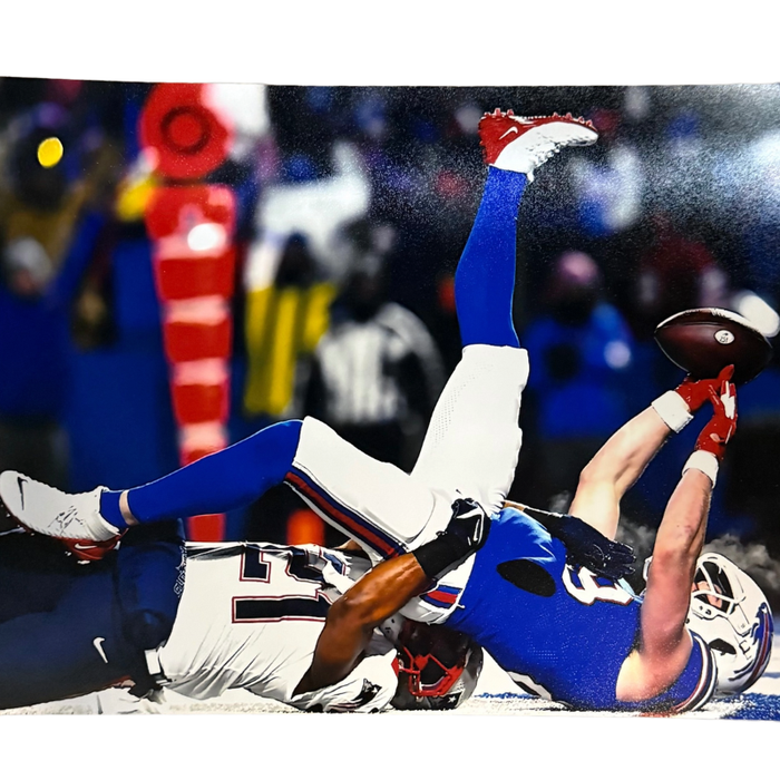 Dawson Knox Unsigned Reach vs. Patriots 8x10 Photo