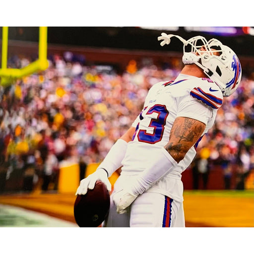 Terrel Bernard Unsigned Screaming Close-up 8x10 Photo Unsigned Photos TSE Buffalo 