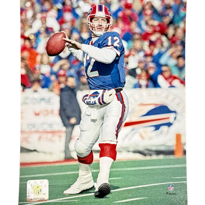 Jim Kelly Unsigned About to Throw Front View 8x10 Photo