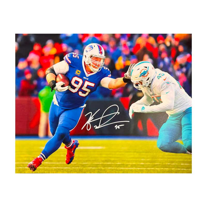 Kyle Williams Signed Stiff Arm vs Dolphins Photo