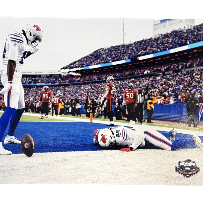 Ty Johnson Unsigned Touchdown Celebration 8x10 Photo