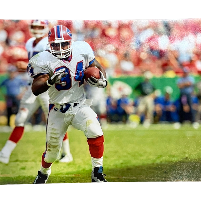 Thurman Thomas Unsigned Solo Running with Ball 8x10 Photo