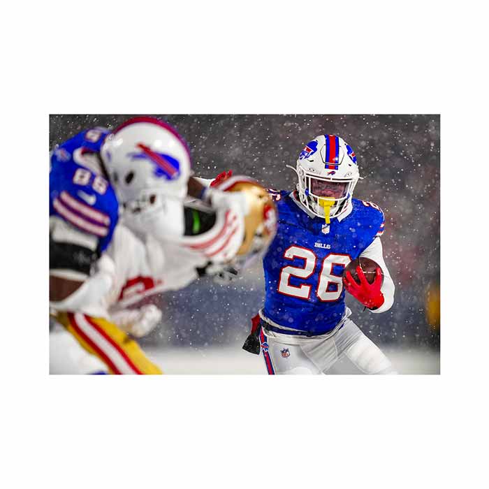 Ty Johnson SNOW Running Vs. 49ers Unsigned Photo