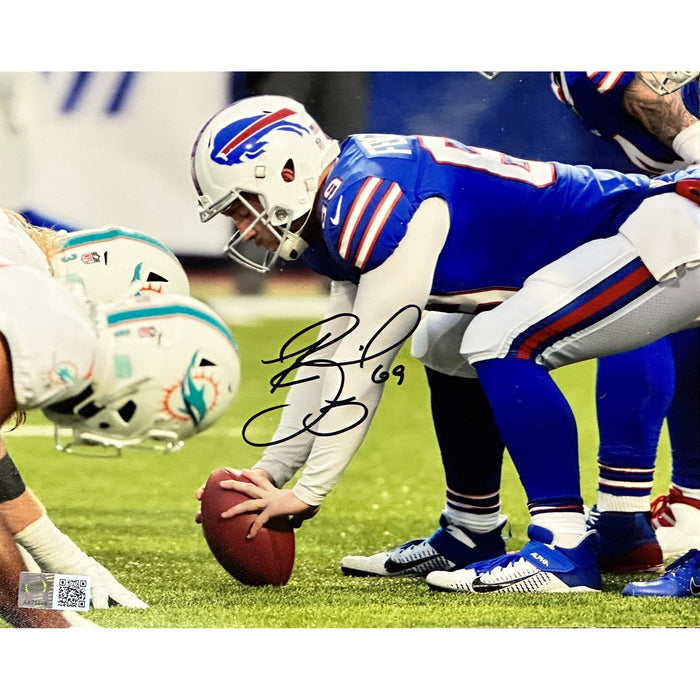 Reid Ferguson Signed Snapping Football Photo Signed Photos TSE Buffalo 8x10 