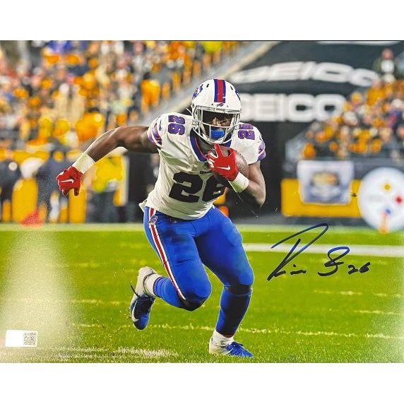 Devin Singletary Signed Open Run Red Gloves 11x14 Photo Signed Photos TSE Buffalo 